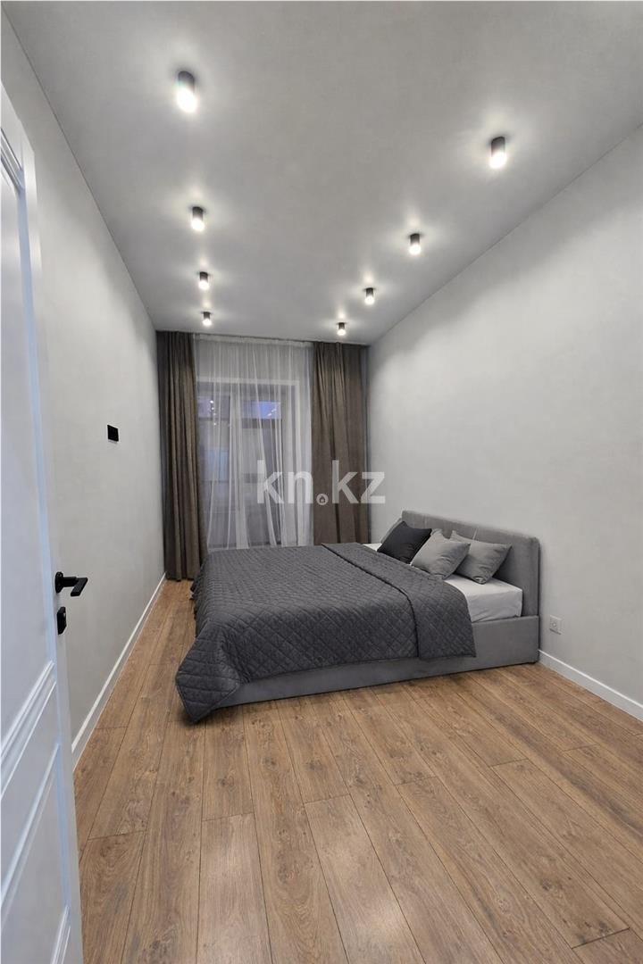 Продажа 2-комнатной квартиры, 68 м² в Караганде