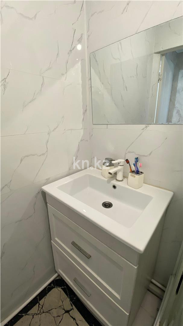 Продажа 4-комнатной квартиры, 76 м², пр. Республики в Караганде - фото 11