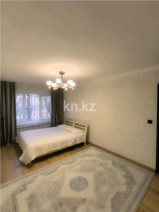 Продажа 4-комнатной квартиры, 74 м², мкр-н 8, дом  74 в Алматы - фото 4