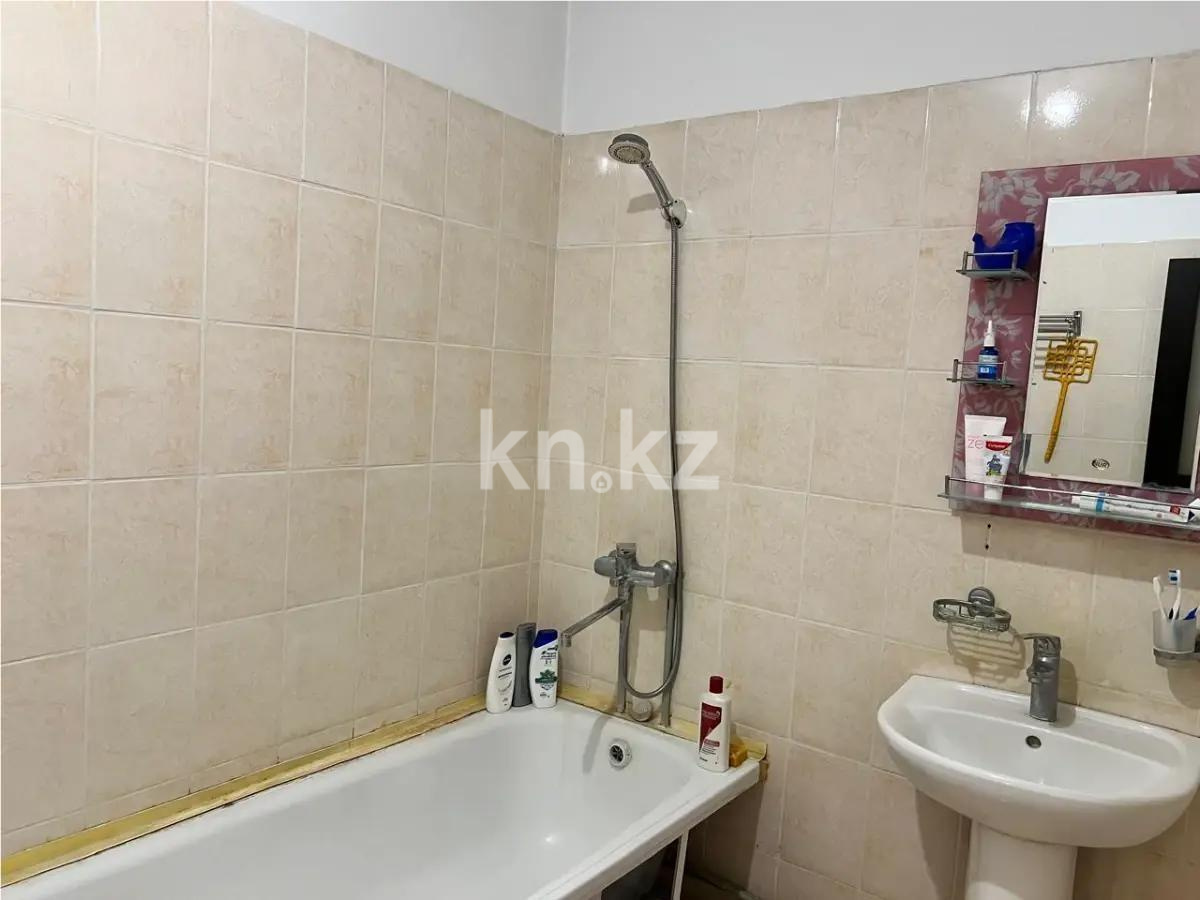 Продажа 2-комнатной квартиры, 63.9 м², мкр-н Мамыр-1, дом  29 в Алматы - фото 4