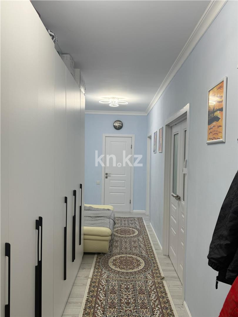 Продажа 2-комнатной квартиры, 79 м², ул. Нарикбаева в Астане - фото 8