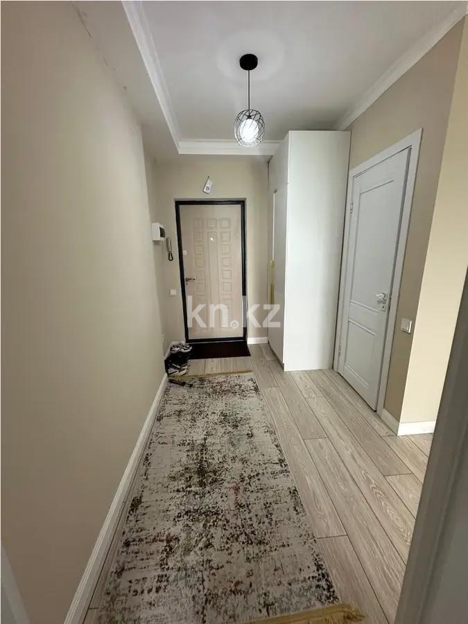 Продажа 1-комнатной квартиры, 37 м², ул. Казыбек би, дом  11 в Астане