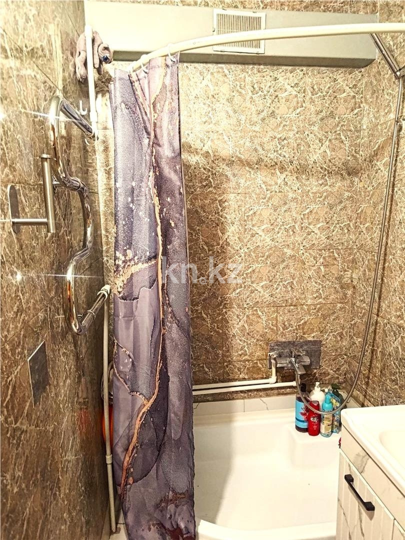 Продажа 2-комнатной квартиры, 45 м² в Караганде - фото 11