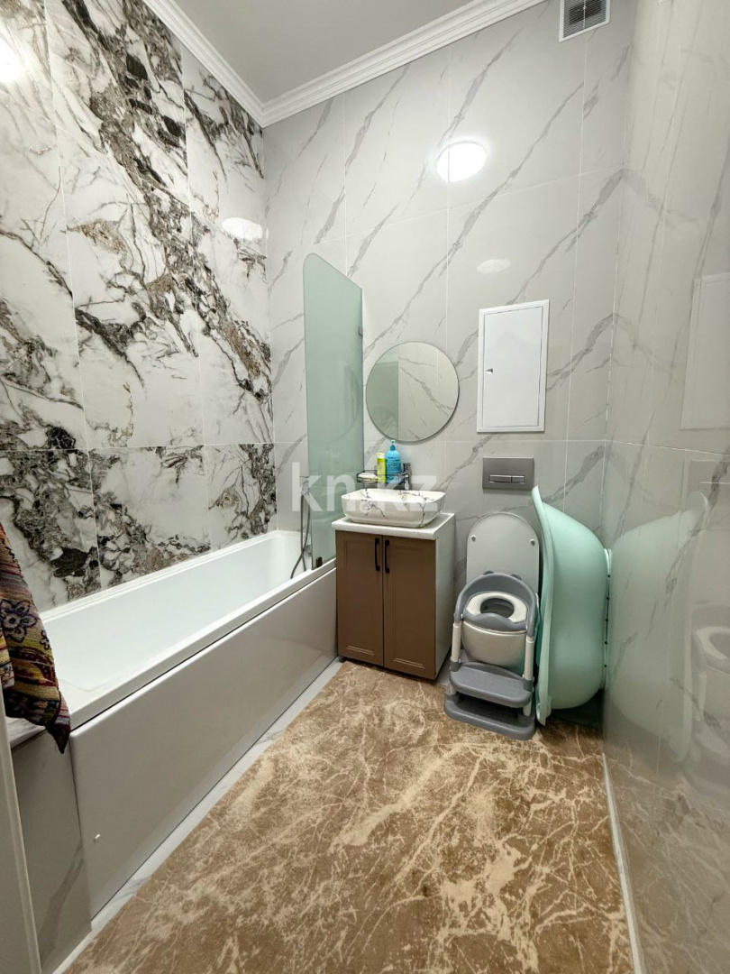 Продажа 3-комнатной квартиры, 136 м² в Астане - фото 16