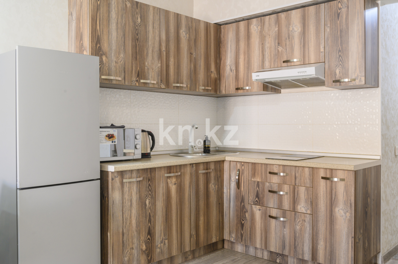 Аренда 1-комнатной квартиры посуточно, 45 м² в Алматы - фото 9