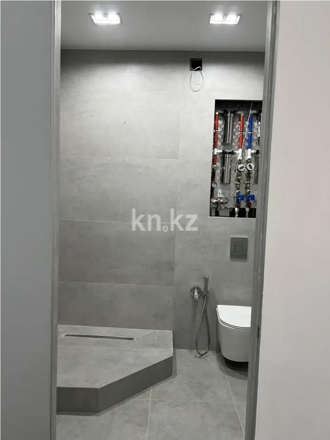 Продажа 4-комнатной квартиры, 92.8 м², ул. Е-669, дом  13 в Астане - фото 5