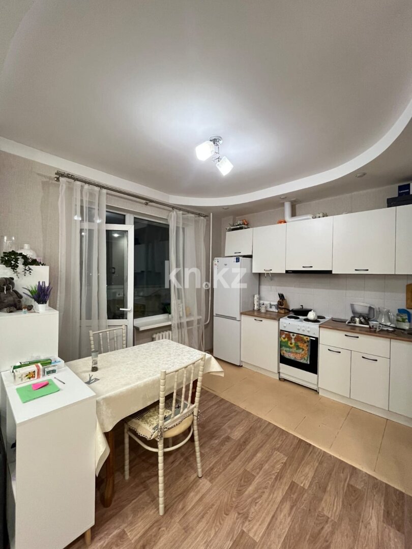 Аренда 1-комнатной квартиры, 35 м² в Астане