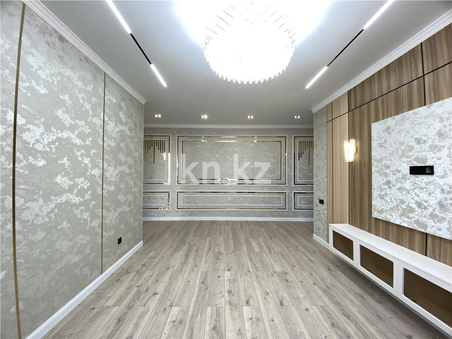 Продажа 2-комнатной квартиры, 64 м², пр. Тауелсыздык в Астане - фото 2