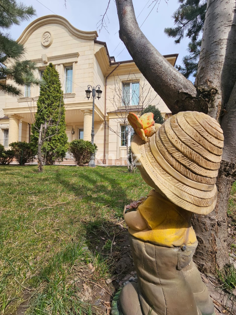 Продажа 6-комнатного дома, 600 м², ул. Оспанова в Алматы - фото 2