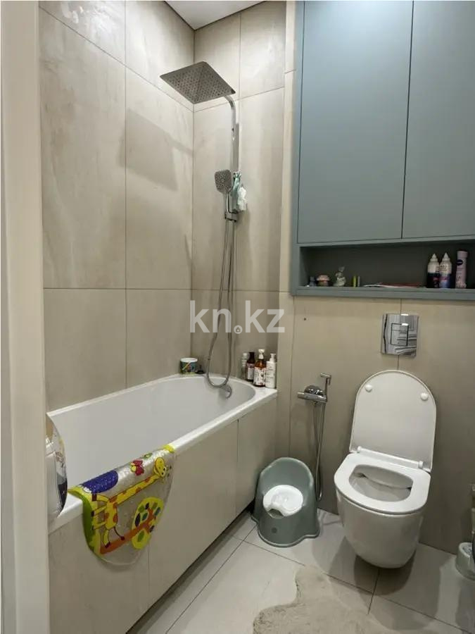 Продажа 3-комнатной квартиры, 70 м², ул. Бектурова, дом  9 в Астане - фото 5