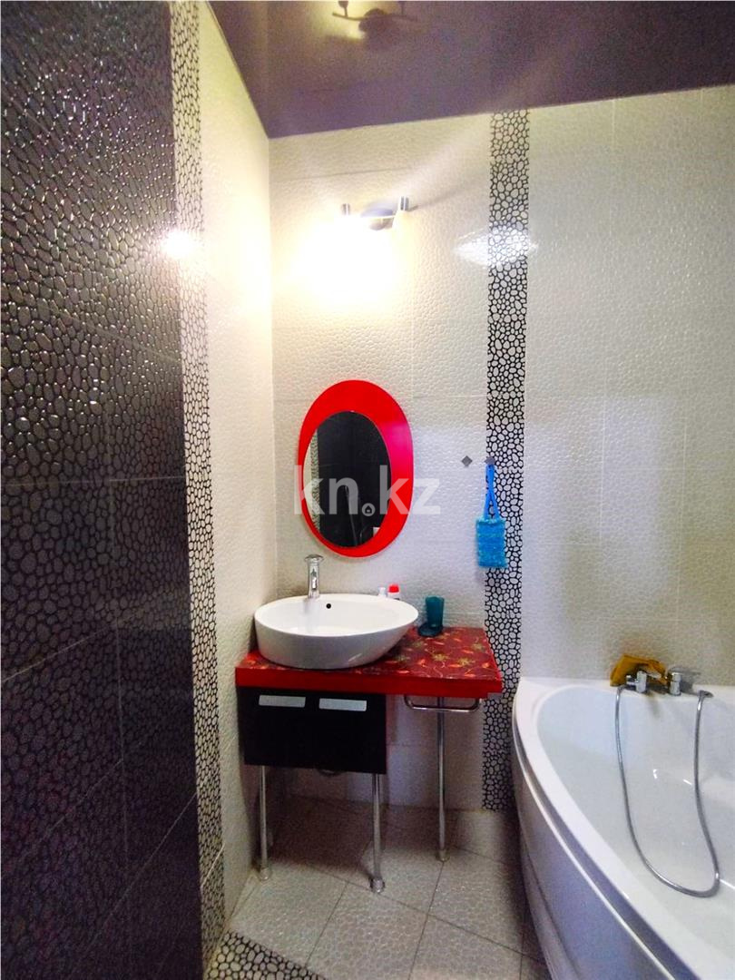 Продажа 4-комнатной квартиры, 178 м² в Караганде - фото 20