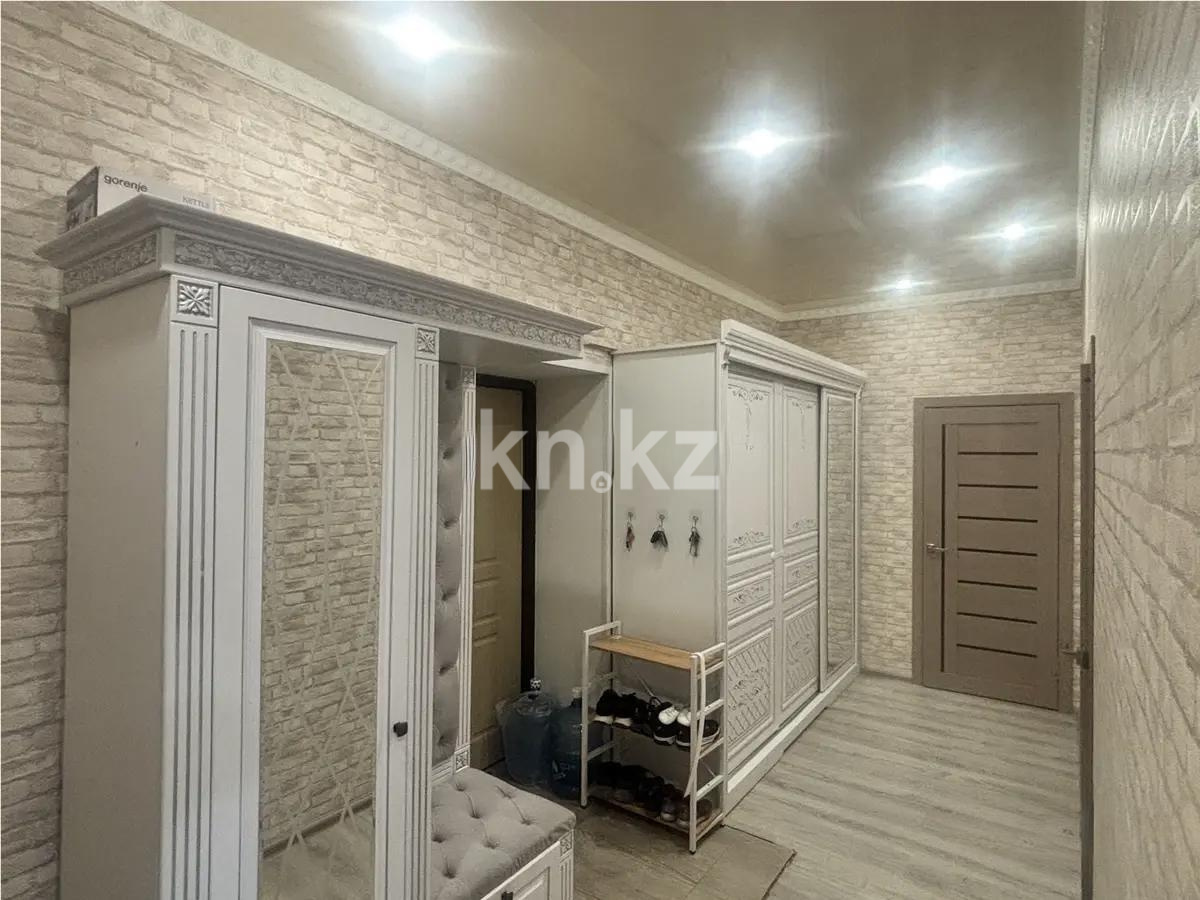 Продажа 2-комнатной квартиры, 61 м², мкр-н Гульдер-1, дом  1/4 в Караганде - фото 5