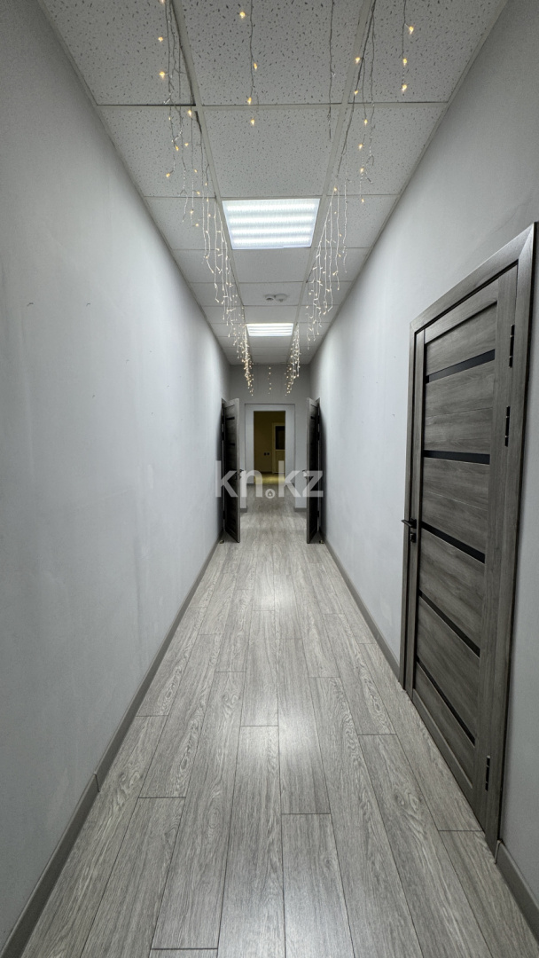 Продажа , 300 м², ул. Бекет батыра в Шымкенте - фото 12