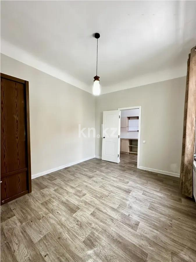 Продажа 2-комнатной квартиры, 42.5 м² в Алматы - фото 2