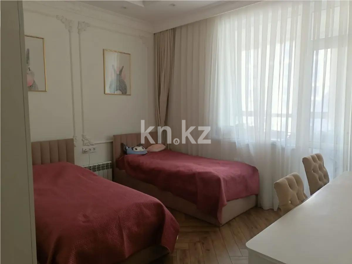 Продажа 3-комнатной квартиры, 80 м², ул. Омарова, дом  2 в Астане - фото 3