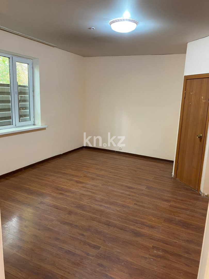 Аренда 5-комнатного дома, 240 м², пр. Кабанбай батыра в Астане - фото 14