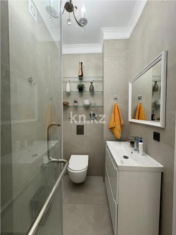 Продажа 3-комнатной квартиры, 136 м², мкр. Акжар, дом  3/10 в Алматы - фото 4