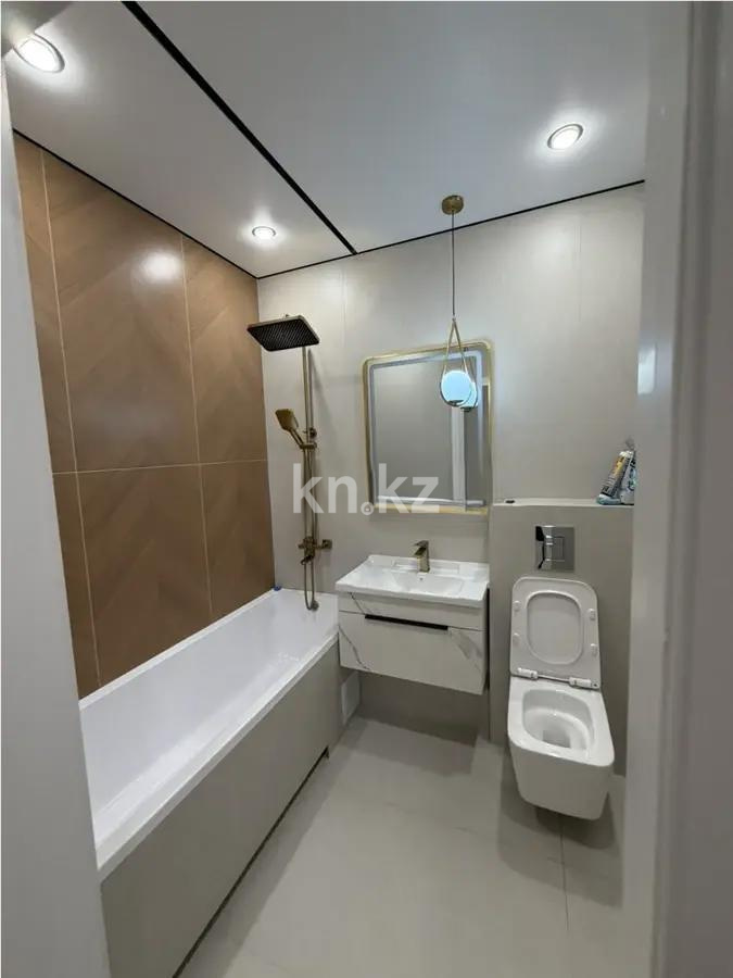 Продажа 2-комнатной квартиры, 60 м², ул. Туркестан, дом  115 в Алматы - фото 2