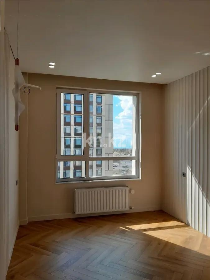 Продажа 4-комнатной квартиры, 92 м² в Астане