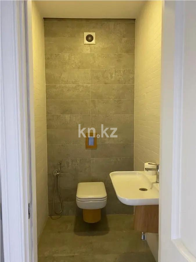 Продажа 2-комнатной квартиры, 80.5 м² в Алматы - фото 5