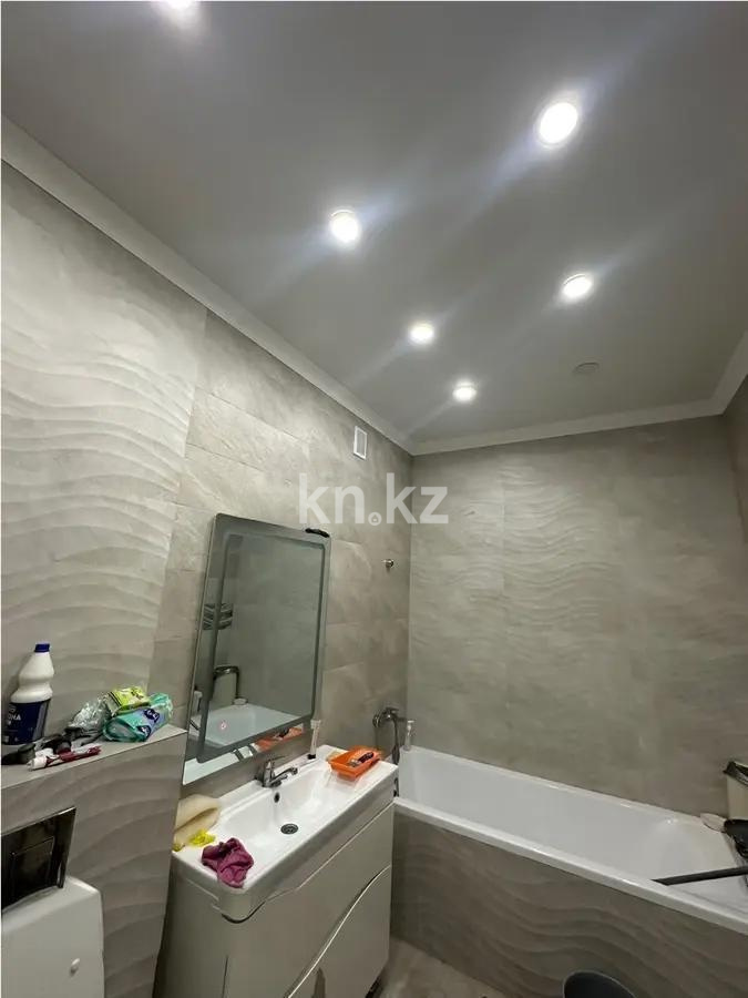 Продажа 2-комнатной квартиры, 68 м², ул. Бокейхана, дом  27/1 в Астане - фото 3