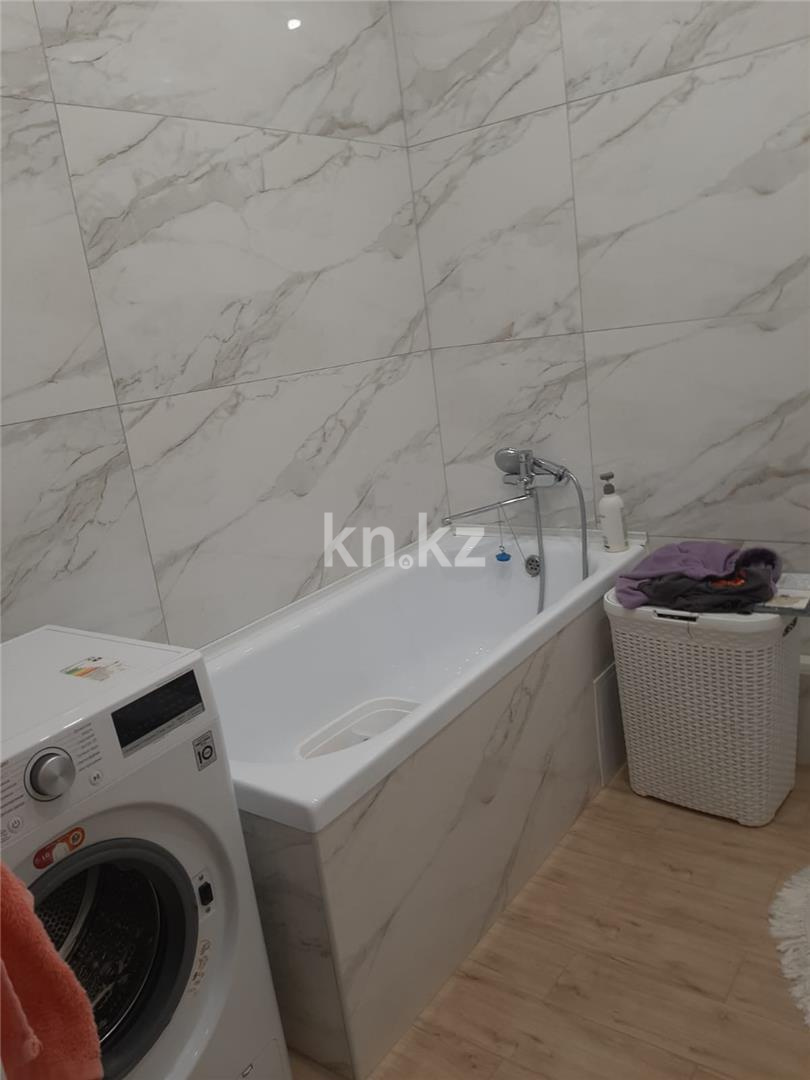 Продажа 4-комнатной квартиры, 117 м², пр. Строителей, дом  33/4 в Караганде - фото 13