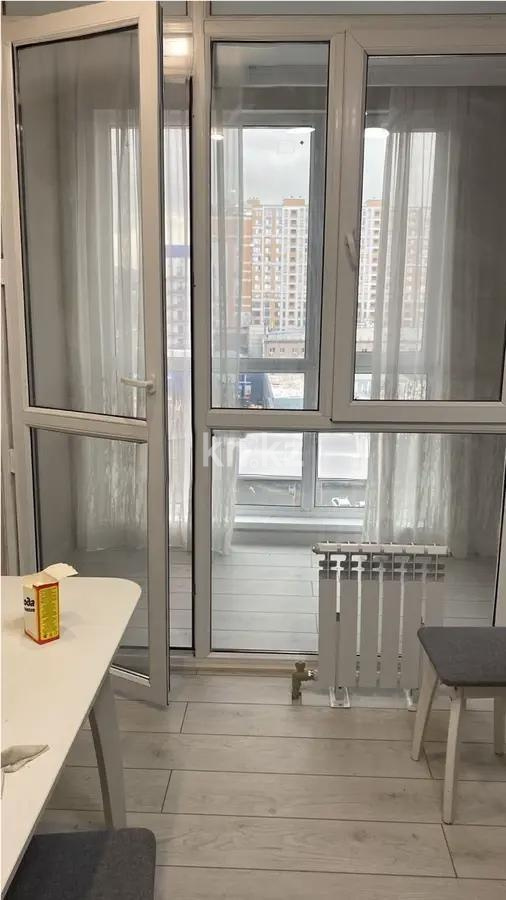 Продажа 2-комнатной квартиры, 72 м², ул. Толе би, дом  285/8 стр в Алматы - фото 3