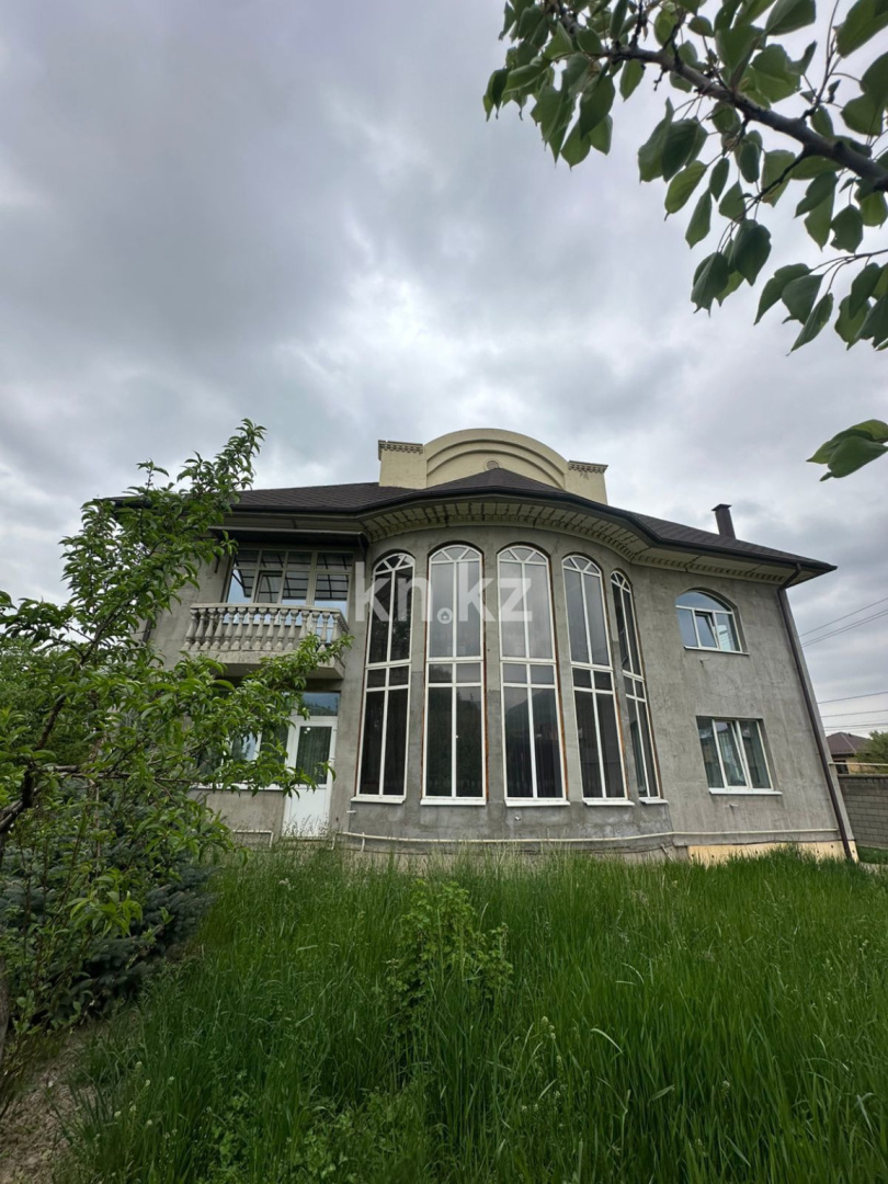 Продажа 10-комнатного дома, 605 м² в Алматы