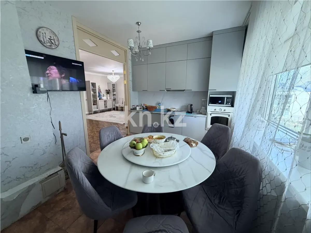 Продажа 4-комнатной квартиры, 177.6 м² в Астане - фото 3