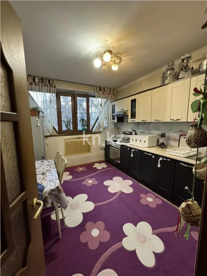 Продажа 2-комнатной квартиры, 55 м², мкр. Аксай-3, дом  27 в Алматы - фото 4