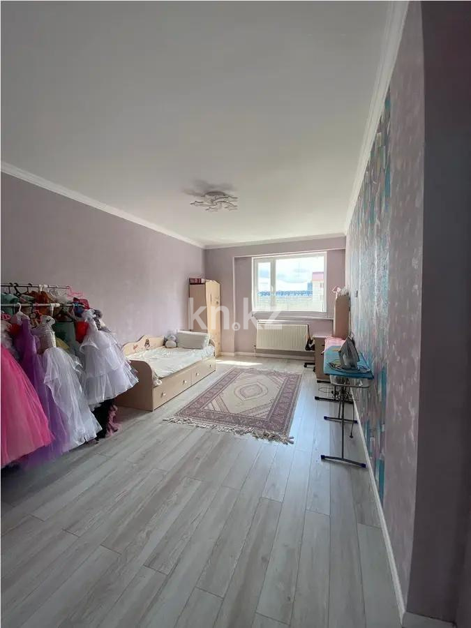 Продажа 4-комнатной квартиры, 140 м² в Астане - фото 3