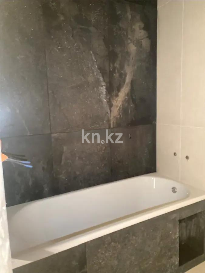 Продажа 1-комнатной квартиры, 40 м², ул. Бокейхана, дом  11/1 в Астане - фото 2