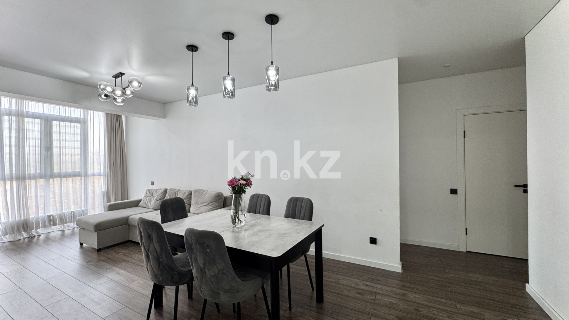 Продажа 4-комнатной квартиры, 95.3 м² в Алматы - фото 9