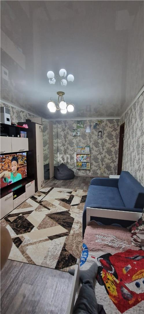 Продажа 2-комнатной квартиры, 51 м², пр. Строителей в Караганде - фото 2