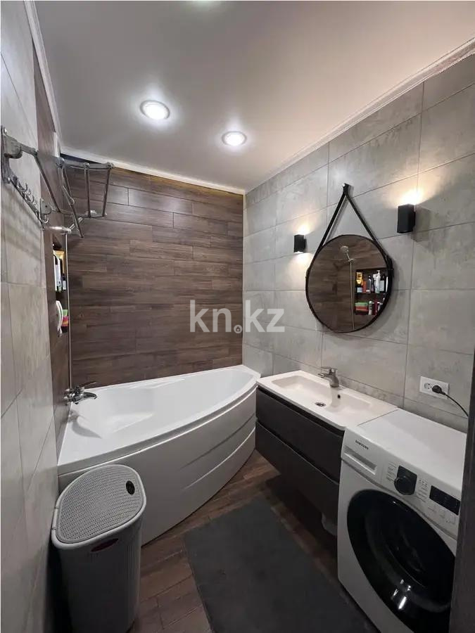 Продажа 2-комнатной квартиры, 49 м², ул. Менделеева, дом  34 в Караганде - фото 4