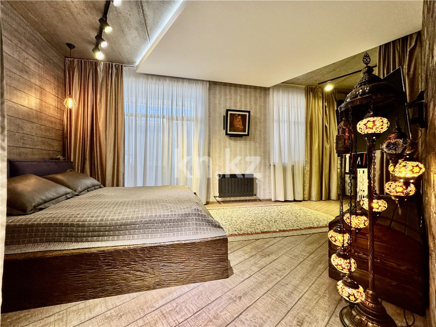 Продажа 3-комнатной квартиры, 160 м², ул. Аманжолова, дом  41 в Караганде - фото 16