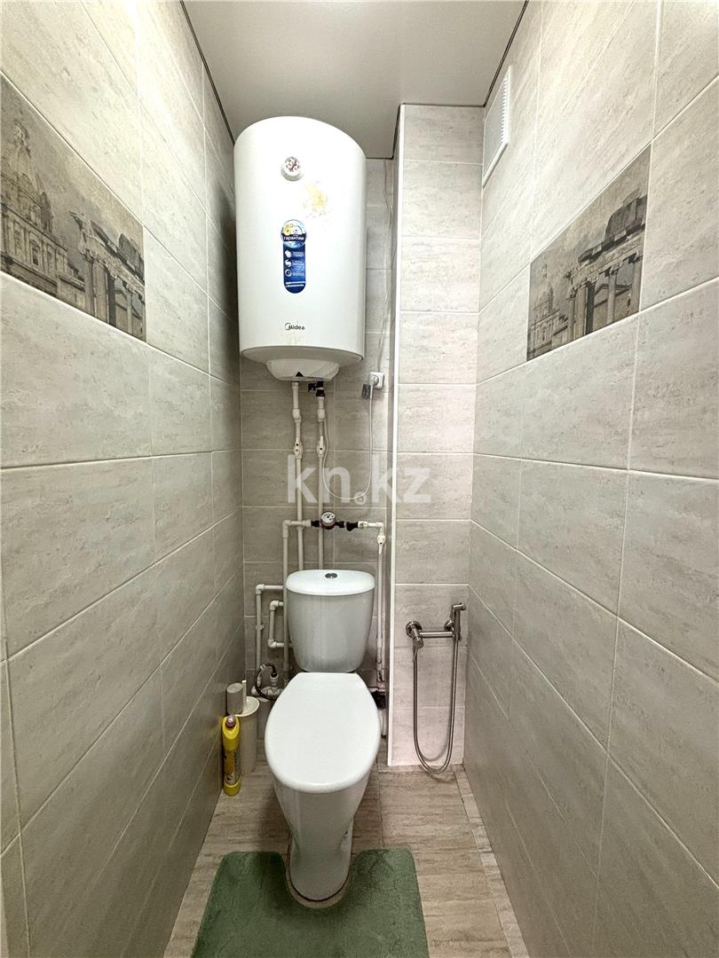 Продажа 3-комнатной квартиры, 77 м², ул. Абая в Караганде - фото 14