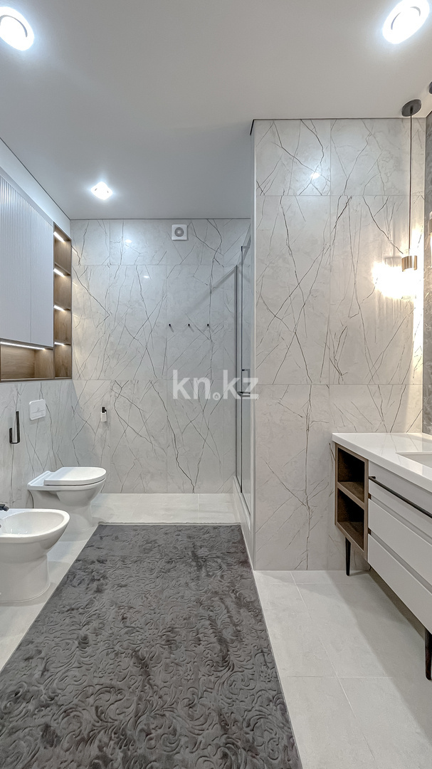 Продажа 3-комнатной квартиры, 215 м² в Алматы - фото 31