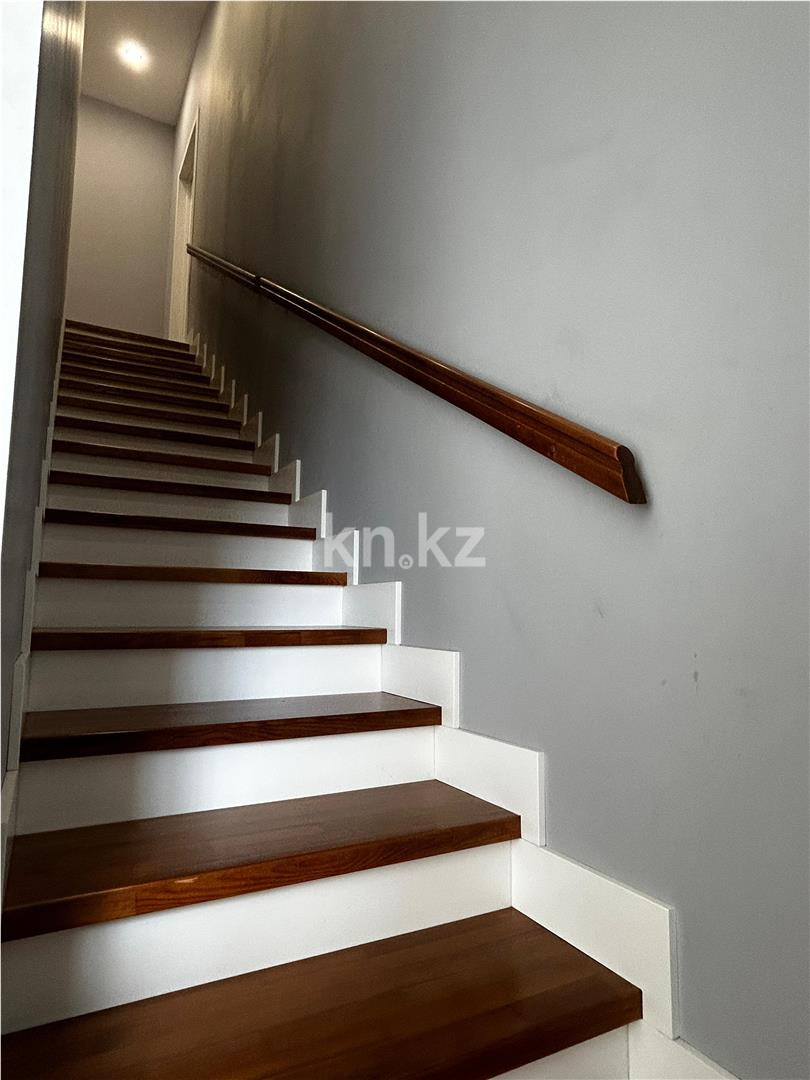 Продажа 5-комнатной квартиры, 128 м², мкр. Степной-4, дом  15/2 в Караганде - фото 14