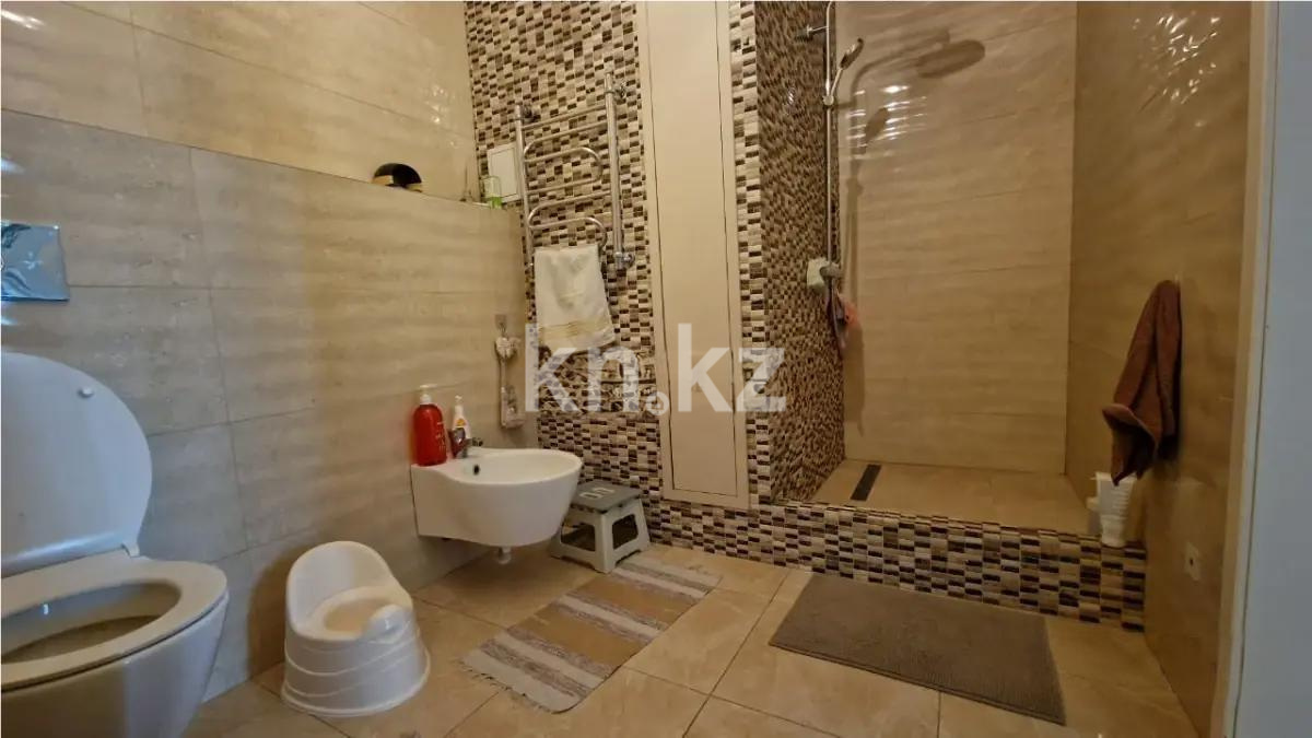 Продажа 3-комнатной квартиры, 100 м², ул. Варламова, дом  33 в Алматы - фото 7