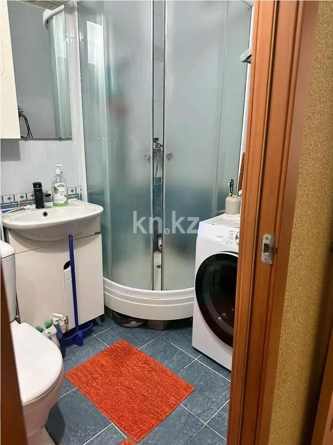 Продажа 3-комнатной квартиры, 58 м², мкр-н 6, дом  39 в Алматы - фото 5