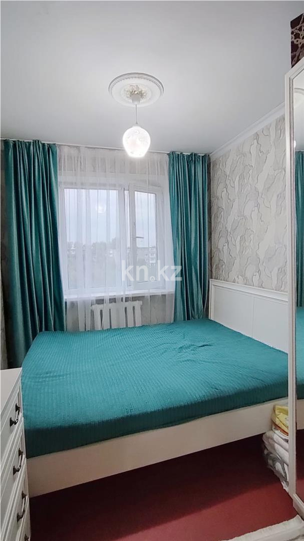 Продажа 4-комнатной квартиры, 61 м², мкр-н 17 в Караганде - фото 5