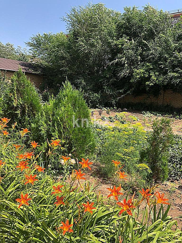 Продажа 4-комнатного дома, 425 м², ул. Аманжолова в Караганде - фото 16