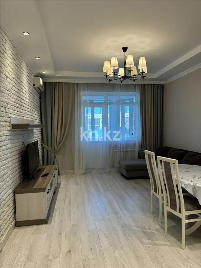 Продажа 2-комнатной квартиры, 52 м², пр. Абая, дом  150/230 в Алматы - фото 2