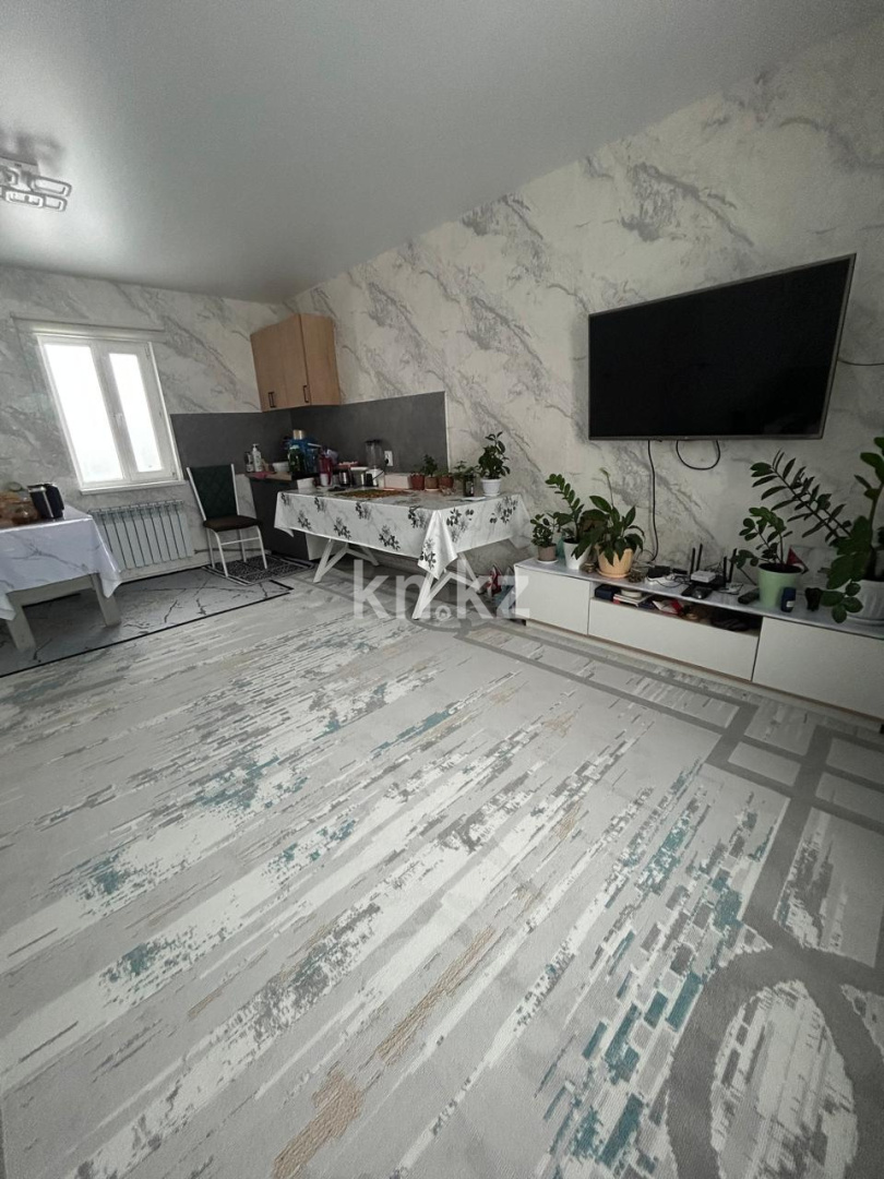 Продажа 2-комнатного дома, 70 м², Мухамедханова, дом  37 в Усть-Каменогорске - фото 2