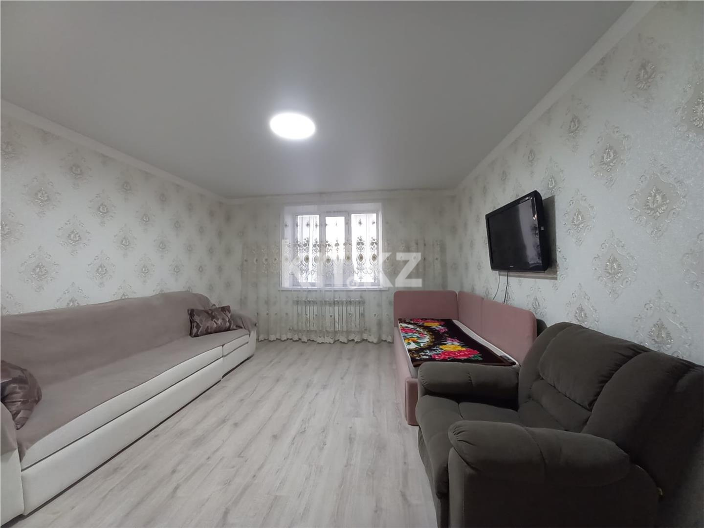 Продажа 2-комнатной квартиры, 64 м², ул. Айнакол в Астане