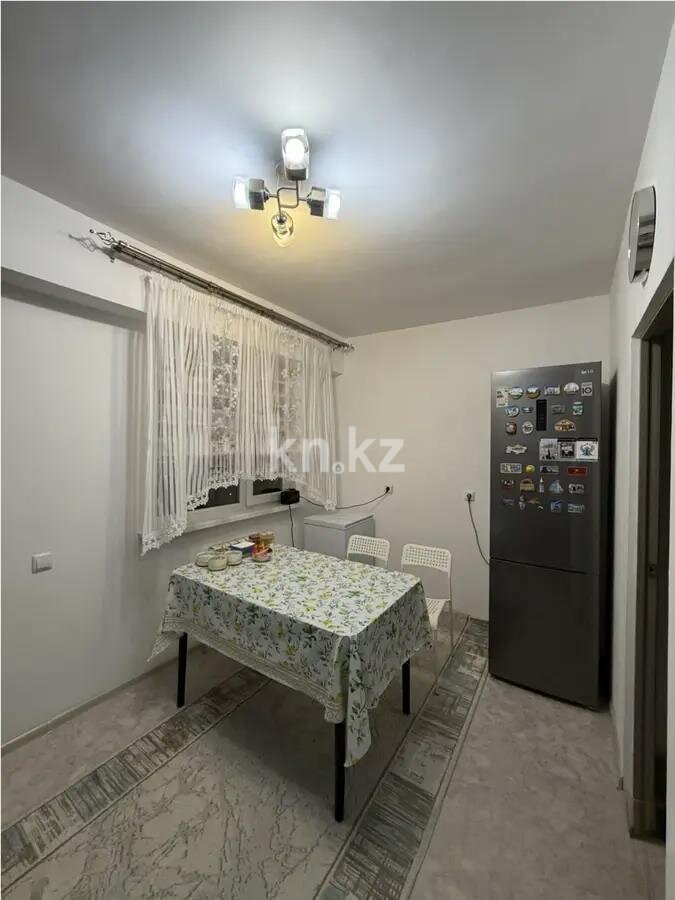 Продажа 2-комнатной квартиры, 67.4 м² в Алматы - фото 3