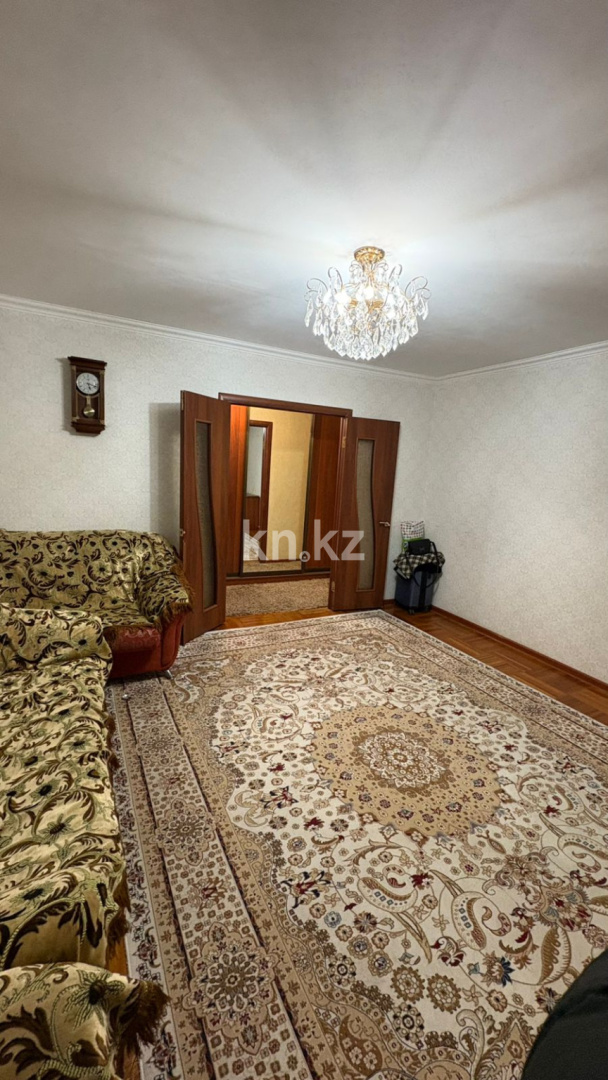 Продажа 3-комнатной квартиры, 65 м², ул. Дюсембекова, дом  49 в Караганде - фото 2