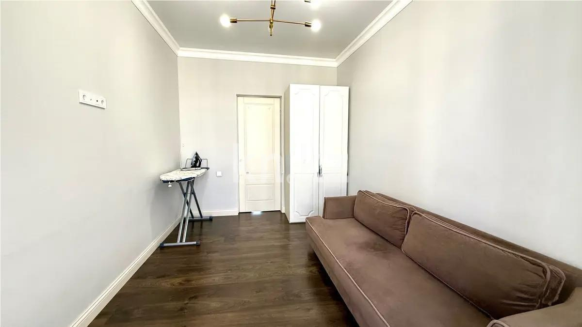 Продажа 3-комнатной квартиры, 101 м², ул. Бокейхана, дом  11 в Астане - фото 2