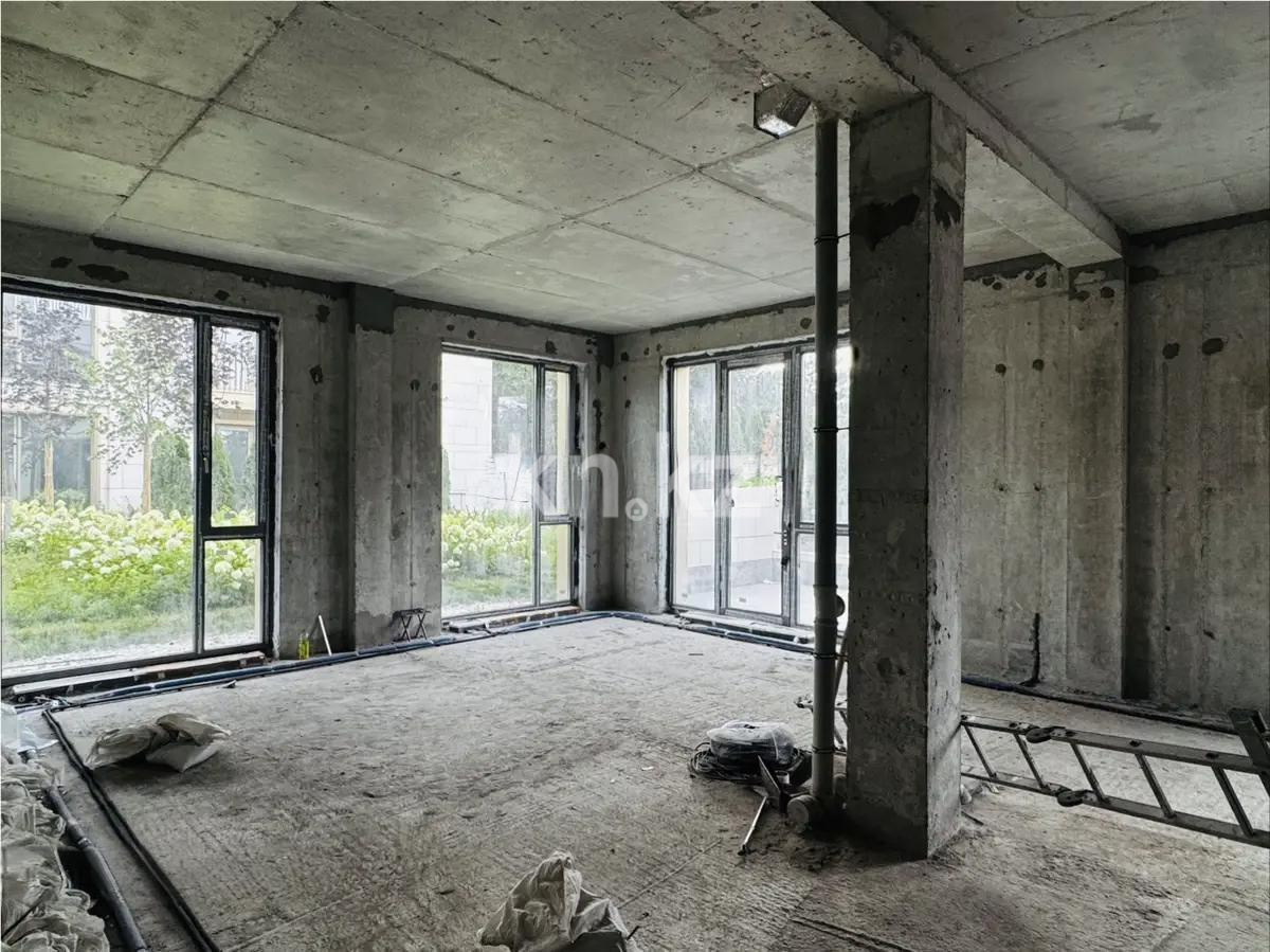 Продажа 4-комнатной квартиры, 200 м² в Алматы